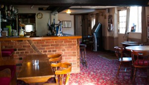 The Kentish Horse bar area serving real ales, cider and a selection of wines, spirits and soft drinks